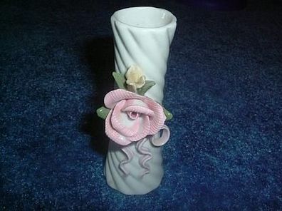 kleine Vase in einer schönen Form-10cm