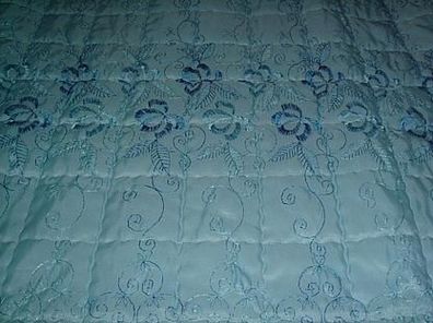 Bettdecke/ Überwurf für Doppelbett-hellblau mit Stickere