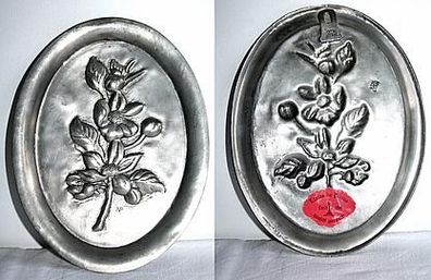 altes ovales Zinn Bild mit Blumen Ranke, Handarbeit