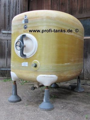 Angebot für P38 gebrauchter 2.000 L Polyestertank GFK-Tank Juno-Tank Wassertank