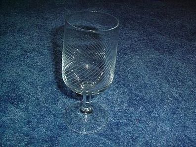 Weinglas aus Haushaltsauflösung-Bei wem fehlt es???