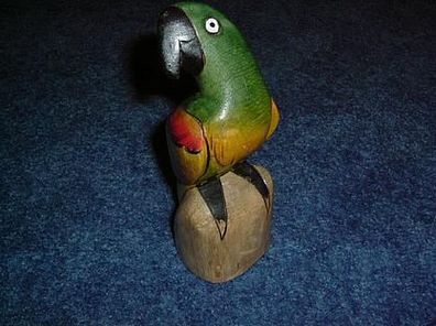 sehr schöner alter Papagei aus Holz gefertigt