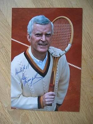 Tennislegende Wilhelm Bungert handsigniertes Autogramm!