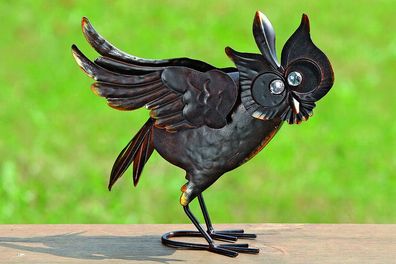 EULE VIOLA 26x34cm Metall lackiert Dekoration Deko Tier Figur Vogel Uhu Geschenk