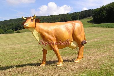 Kuh lebensgroß lebensecht Figur Alm Statue Werbekuh Werbefigur Bayern Deko Horn