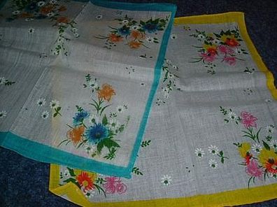 2 Taschentücher mit Blumenmotiv-unbenutzt-gelb/ türkis