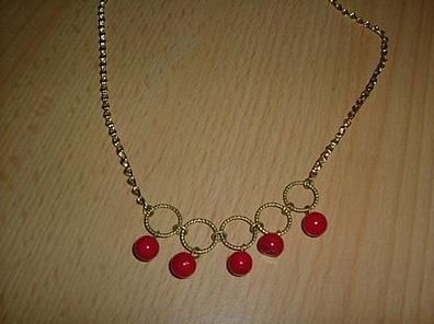 Modeschmuck-----Kette mit roten Perlen