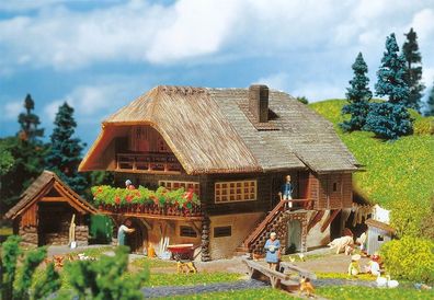Faller Hobby H0, 131379 Schwarzwälder Bauernhaus, Miniaturwelten Bausatz 1:87