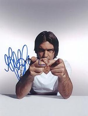 Original Autogramm Antonio Banderas auf Großfoto