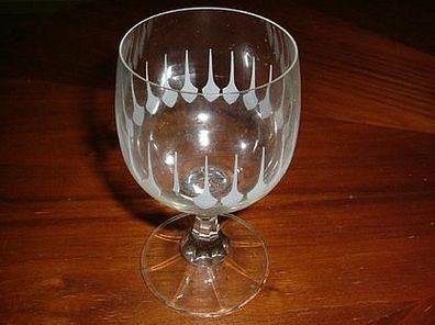 Weinglas mit Schliff--ca 12,5cm hoch--70er Jahre