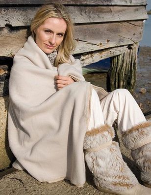 Result Winter Essentials Fleece Blanket extrem warm 175 cm x 140 cm RT39