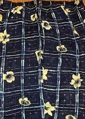 Hose blau, gelbes Blumenmuster