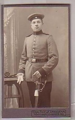 18091 altes Kabinettfoto Soldat Dresden um 1915