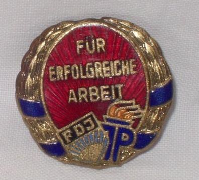 DDR Ehrenabzeichen Pionierorganisation Ernst Thälmann