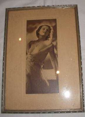 erotisches Bild Dame im Neglige im Glasrahmen um 1920