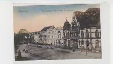 39697 Ak Neuruppin Rheinsberger Strasse um 1910