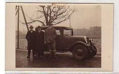 38694 Foto Ak mit uraltem Automobil um 1930