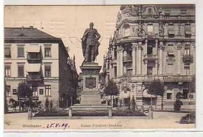 03140 Ak Wiesbaden Kaiser Friedrich Denkmal 1909