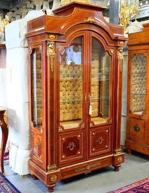 Vitrinen kaufen, Schränke bei Hood.de