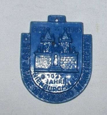 DDR Abzeichen 1025 Jahre Nienburg Saale 1986 blau