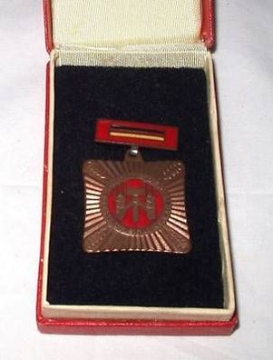 DDR Orden Brigade der sozialistischen Arbeit im Etui