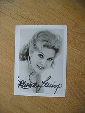Hollywood Schauspielerin Rhonda Fleming hands Autogramm