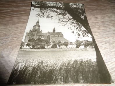5629 / Ansichtskarte-Stralsund-Marienkirche