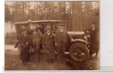 27256 Foto mit uralten Auto PKW um 1920