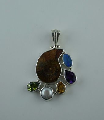 Sterling Silber Anhänger Ammonit mit verschiedenen Edelsteinen Opal