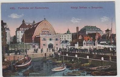 43880 Feldpost Ak Kiel Fischhalle mit Fischerhafen 1917