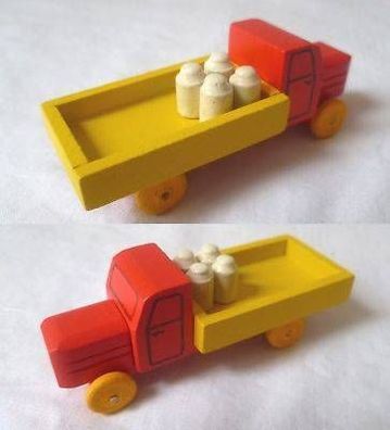 DDR Spielzeug Auto Holz LKW Pritsche mit Milchkannen