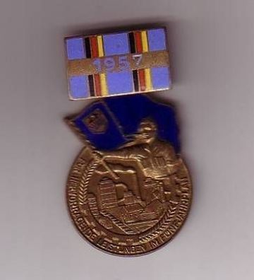 DDR Medaille hervorrag. Leistungen im 5 Jahrplan 1957