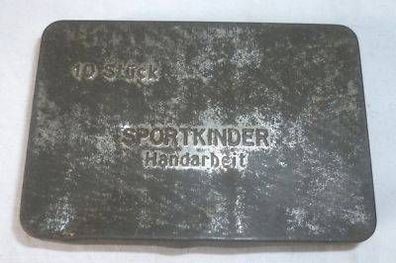 alte Blechdose Sportkinder Handarbeit 10 Stück um 1920