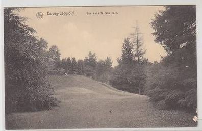 02187 Ak Bourg Leopold Vue dans le faux parc um 1915