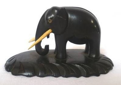 kleine alte Figur Elefant aus Ebenholz um 1930
