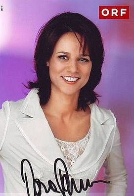 Vera Russwurm (ORF) - pers. signierte Autogrammkarte