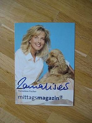 BR Fernsehmoderatorin Hannelore Fischer hands Autogramm