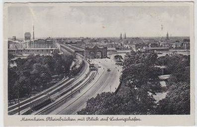 07346Ak Mannheim Rheinbrücken mit Blick auf Ludwigshafen