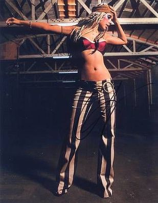 SEXY Original Autogramm Christina Aguilera auf Großfoto (COA)