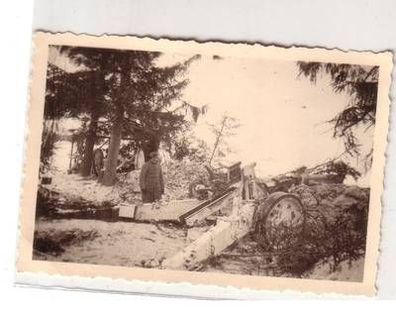47311 Original Foto Geschützstellung mit Volltreffer 2. Weltkrieg um 1940