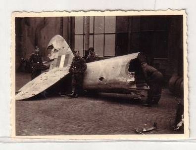 35611 Original Foto Heck eines französischen Flugzeug Wrack 2. Weltkrieg um 1940