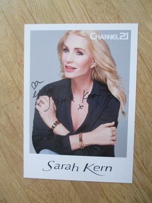 Channel 21 Modeschöpferin Designerin Sarah Kern - handsigniertes Autogramm!!!
