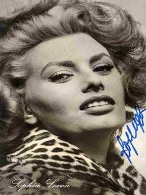 Sophia Loren Autogramm ca.9x14 cm (#Int W 88)