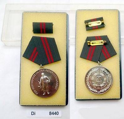 DDR Orden für Verdienste in der Reservistenarbeit in Silber im Etui