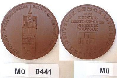 DDR Porzellan Medaille Stadtgeschichtsmuseum Rostock Kröpeliner Tor 1973