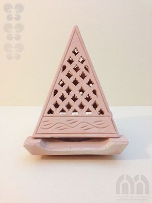Windlicht Pyramide, Lampe aus Terrakotta/ Terracotta. Innenraum&Garten. Handarbeit
