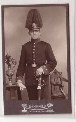 52095 Militär Foto Soldat Riesa Sachsen mit Paradehelm um 1910