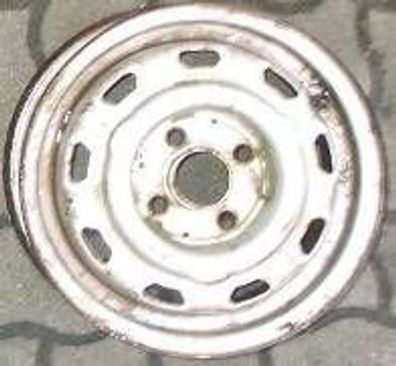 Felge > Audi / VW > 4.5 x 13 / ET 45 [ Audi 80 / Passat > 4L / LK 100 ] - ( VW /