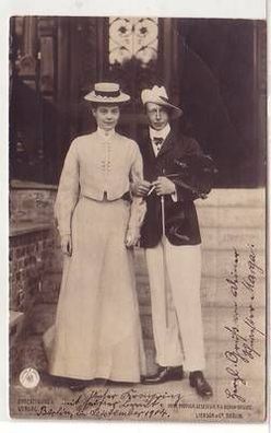 52495 Ak Kronprinz Wilhelm von Preussen mit seiner Braut 1904