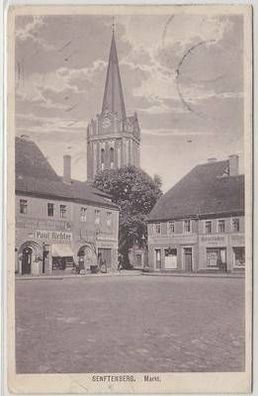 52626 Ak Senftenberg Markt mit Geschäften um 1925